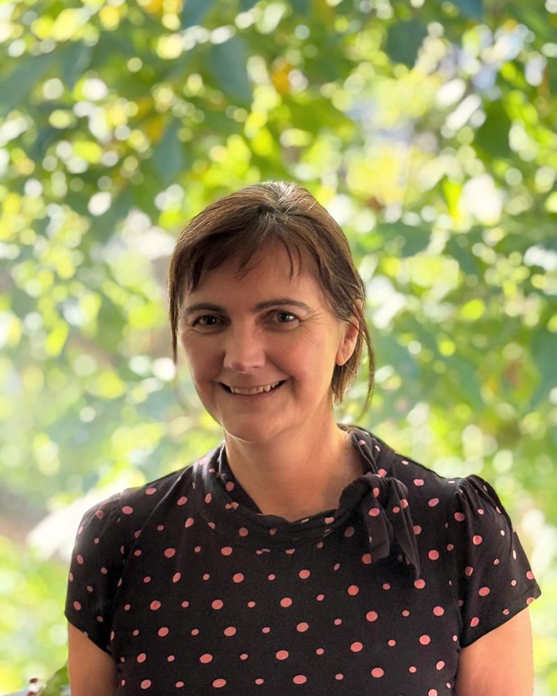 Yvonne Steinert, Gründerin von HelpsUCare